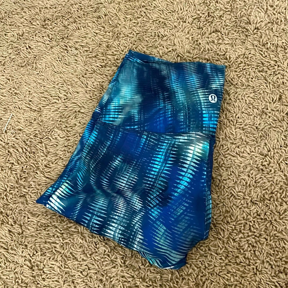 Blue Lululemon leggings